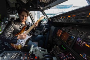 Dave_cockpit_RoaldJungArd-9636